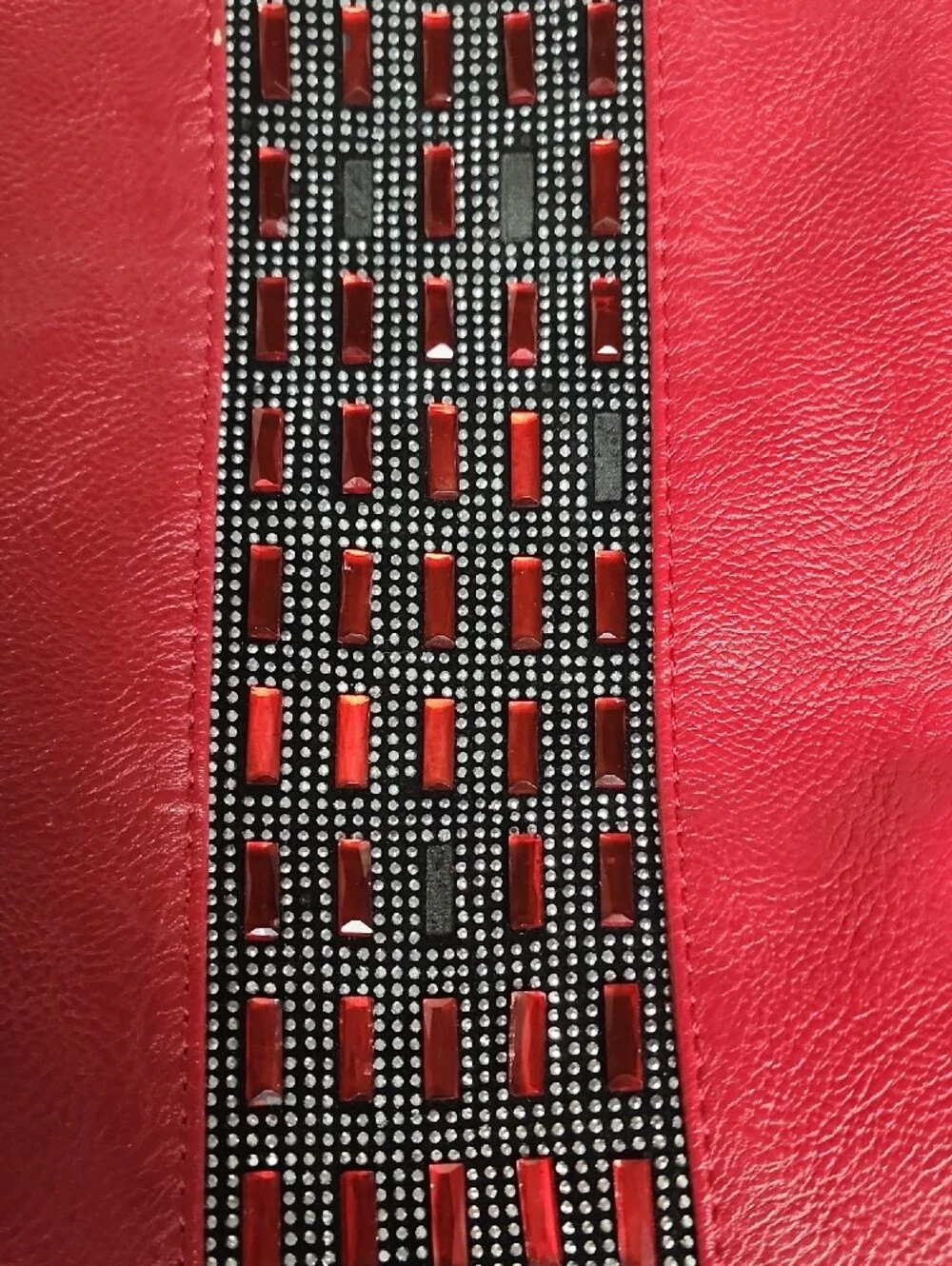 N/A sleek red